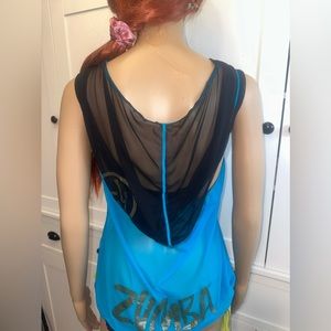 ZUMBA light weight shirt with hood